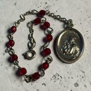 Saint Anthony Prayer Beads Charm Red Glass Beads Fob Silver Tone VTG Religious